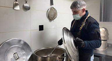 17 yaşındaki aşçıdan yaşıtlarına meslek öğrenin tavsiyesi