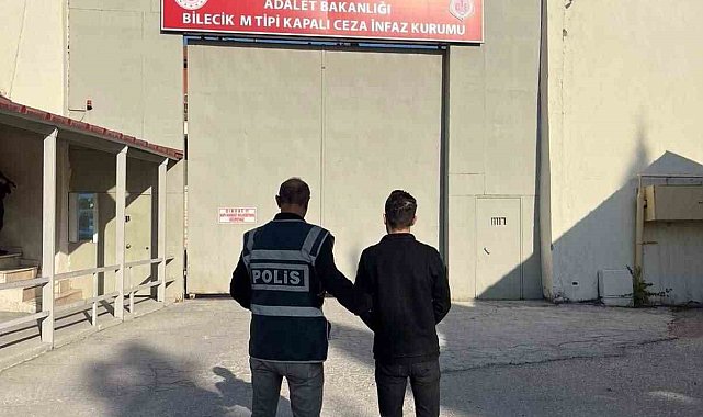 'Adınıza kredi çekildi' dedi, 6 bilezik ve altınları aldı