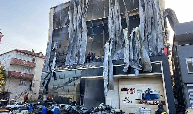 7 kişinin öldüğü fabrika yangını davasında keşif gerginliği: Tartışma çıktı
