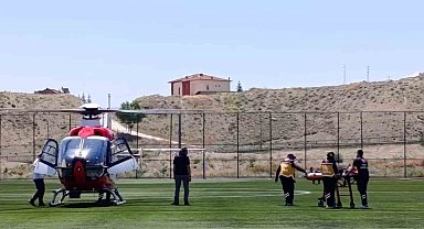 78 yaşındaki hasta hava ambulansıyla Malatya'ya sevk edildi