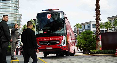A Milli Futbol Takımı, Bursa'ya geldi