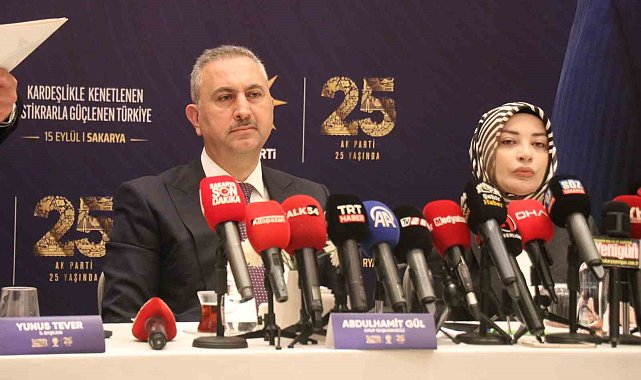 Abdulhamit Gül: "Cumhurbaşkanımızın anayasada adaylığının önünde bir engel bulunmamaktadır"