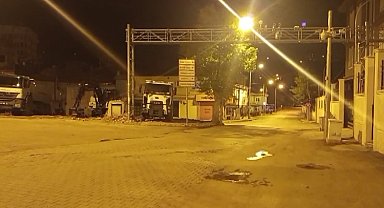 Adana'da deprem "Uyuyorduk, beşik gibi sallandık"