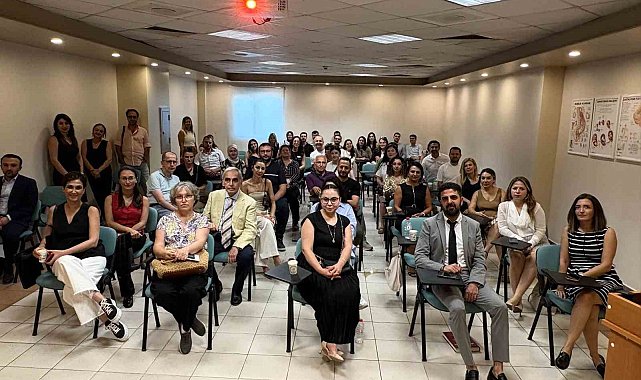 Adana'da kadın doğum uzmanlarına "İkinci Trimester Fetal Ultrason Değerlendirmesi" kursu