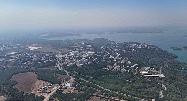 Adana'daki orman yangını uydudan bile görünüyor