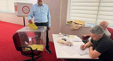 Adıyaman Veteriner Hekimleri Odasında Orhan Öztürk Güven tazeledi