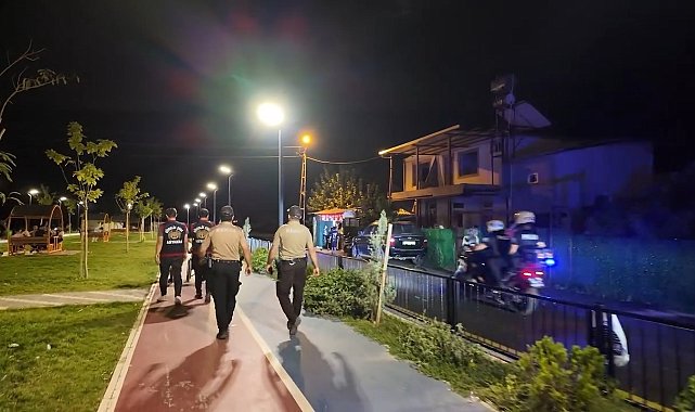 Adıyaman'da asayiş uygulamasında 2 aranan şahıs yakalandı