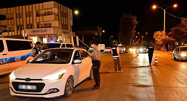 Adıyaman'da asayiş uygulamasında 22 sürücüye 206 bin lira ceza