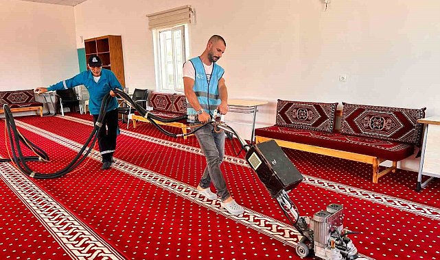 Adıyaman'da ibadethanelerde temizlik çalışması