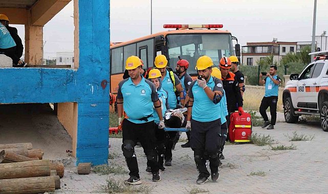 Adıyaman'da UMKE ekiplerinden deprem tatbikatı