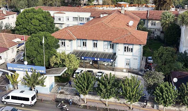 ADÜ Diş Hekimliği Fakültesi 2025 yılında 103 lisans, 16 uzmanlık öğrencisini mezun etti