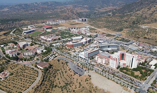 ADÜ dünya sıralamasında 3 yılda 220 basamak yükseldi