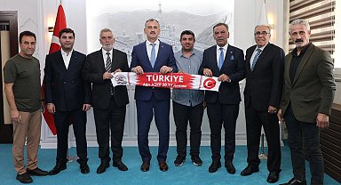 Ağrı'da Vali Bozkurt amatör sporun taleplerini dinledi