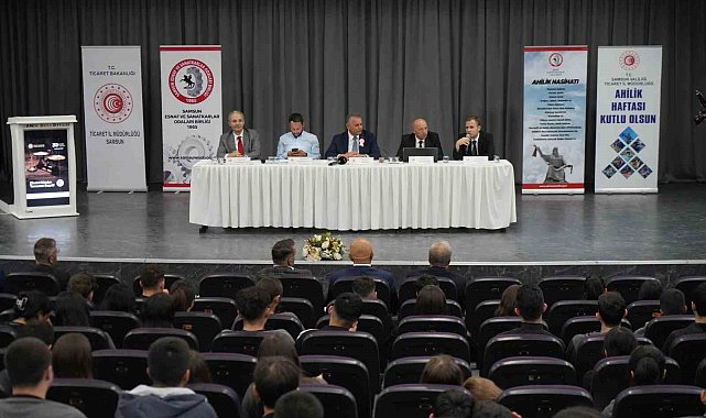Ahilik kültürü gençlere anlatıldı: "Bu değerler yolunuzu aydınlatacak"