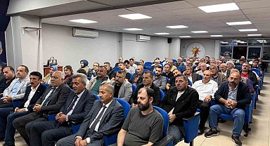 AK Parti Erzincan Merkez İlçe Başkanlığında haftalık toplantı yapıldı