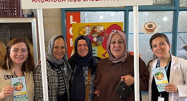 Akçakoca'da sağlıklı beslenme için farkındalık standı kuruldu