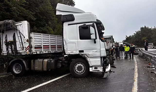 Akçakoca'da tır kazasında yaralanan olmadı
