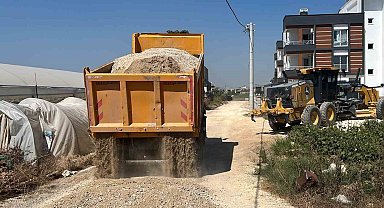 Akdeniz'de yollar yenileniyor, ulaşım güvenliği artırılıyor