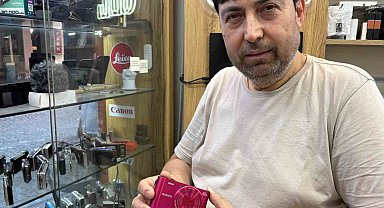 Akıllı telefonların yapaylığından kaçıp kompakt fotoğraf makinelerine yöneldiler