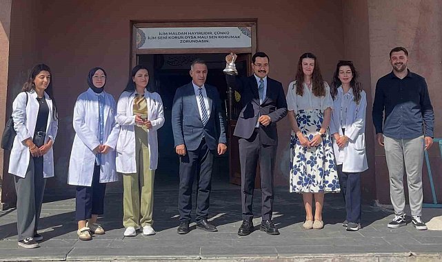Akyaka'da ilk ders zili kaymakam Demirtaş'tan: Yeni eğitim yılı başladı