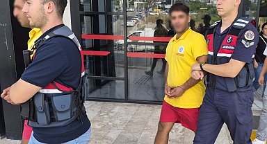 Alanya'da market çalışanını bıçaklayan 2 kardeş tutuklandı