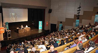 Alzheimer'ın teşhis, tedavi ve bakım süreci Nilüfer'de konuşuldu