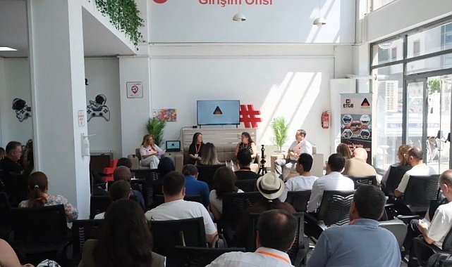 Anadolu Üniversitesi, AB Programları ve Ufuk Avrupa Projeleri Bilgilendirme Gününde yer aldı