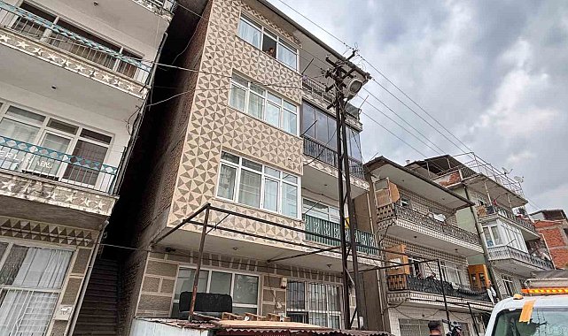 Ankara'da üç arkadaşını öldürüp intihar eden zanlının komşusu: "Polislere, 'Üç kişiyi öldürdüm, beni uyuşturucuya alıştırdılar, müebbet hapis yatamam' dedi"