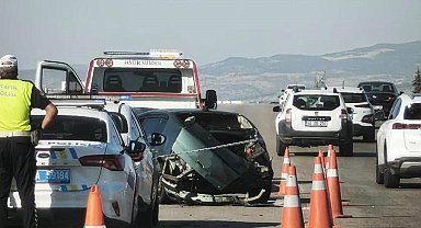Ankara'da yakıt tankeri ile otomobil çarpıştı: 2 yaralı