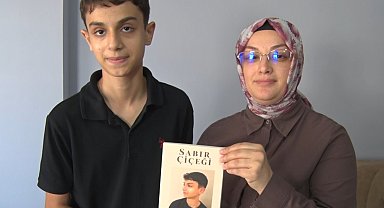 Anne ve oğlunun yıllar süren kanser mücadelesi şiirlerle buluştu: "Kendimi yazarak iyileştirdiğimi fark ettim"