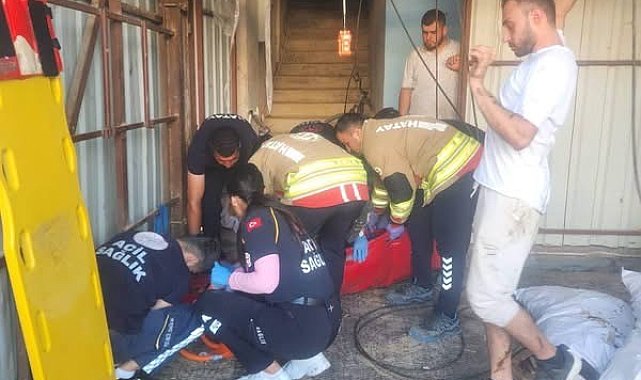 Antakya'da yük asansörü düştü: 1 yaralı