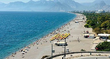 Antalya sahillerinde okul öncesi yoğunluğu