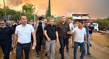 Antalya Valisi Şahin: "Aksu yangını devam ediyor, Kumluca yangınının enerjisi düşürüldü"