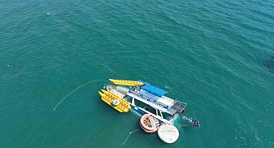 Antalya'da günübirlik turist taşımacılığı yapan boş tekne batma tehlikesi geçirdi