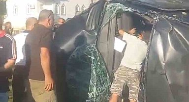 Antalya'da tur minibüsü, kamyonet ve otomobil çarpıştı: 15'i turist 17 yaralı