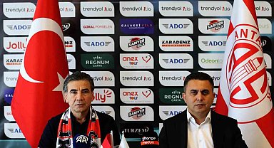 Antalyaspor, Osman Özköylü ile sezon sonuna kadar sözleşme imzaladı