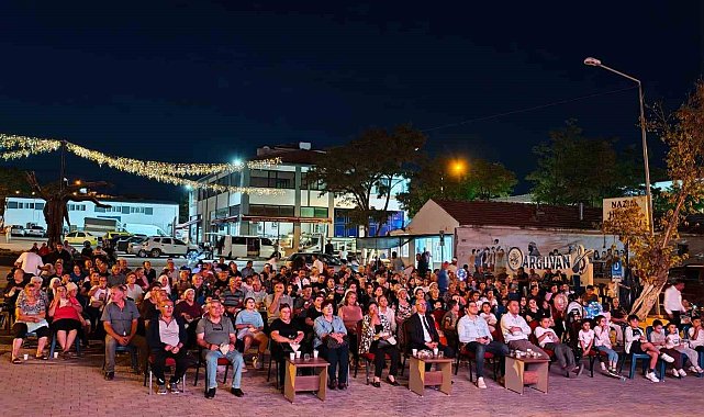 Arguvan'da açık hava sineması keyfi