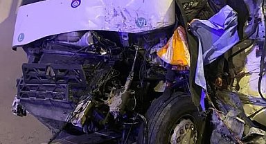 Artvin'de tünel içinde zincirleme kaza: 1 ölü, 2 yaralı