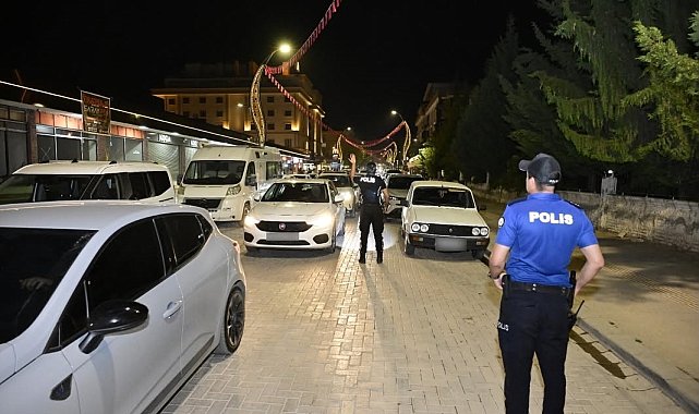 Asayiş uygulamasında 1 aranan şahıs yakalandı