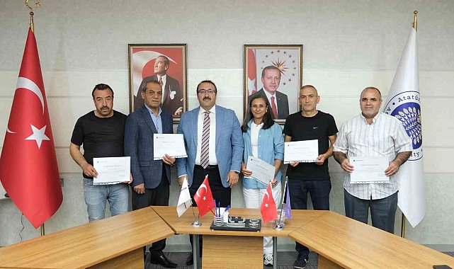 Atatürk Üniversitesi Hastanesinde emeklilik gururu