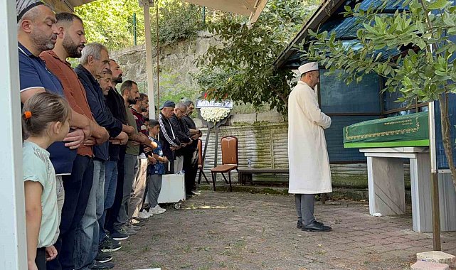 Avrupa şampiyonu milli sporcu 10 katlı binanın çatısından düşerek hayatını kaybetti
