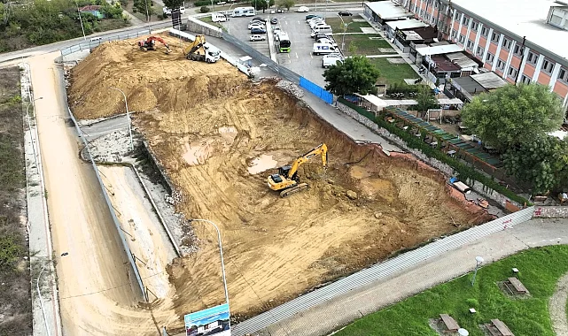 Ayazma Kültür Merkezi'ne ilk kepçe