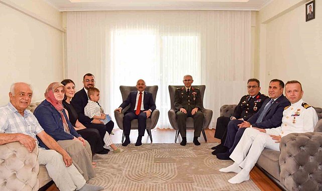 Aydın Valisi Varol, gazi Çakır ve ailesiyle bir araya geldi