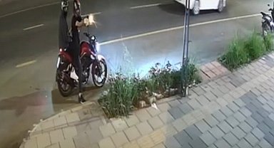 Aynı yerde ikinci saldırı: Kasklı şüpheli iş yerine peş peşe ateş açtı