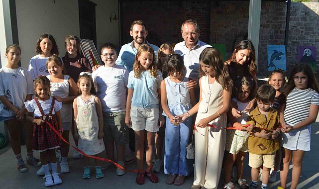 Ayvalık'ın minik Picasso'ları Cunda'da buluştu