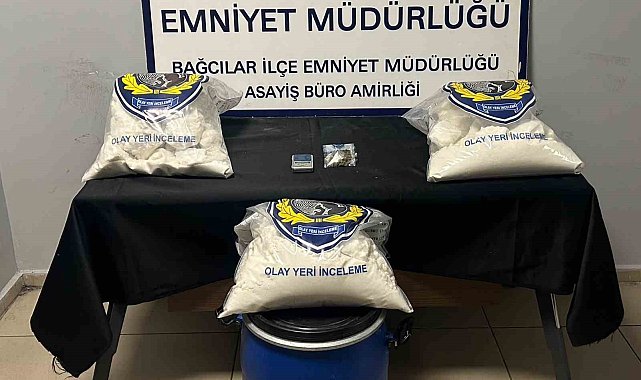 Bağcılar'da uyuşturucu imalathanesine baskın: 22 kilo 970 gram uyuşturucu ele geçirildi