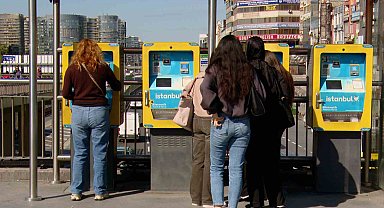 Bahçelievler Belediyesi'nden öğrencilere eğitim boyunca ücretsiz ulaşım