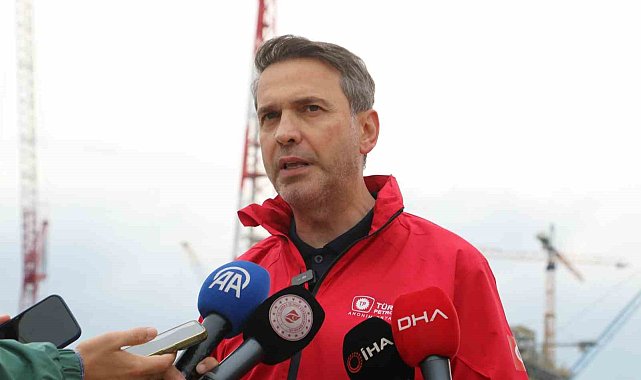Bakan Bayraktar: "Modern tarihin en büyük enerji krizini yaşıyoruz"