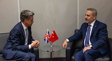 Bakan Fidan, İngiliz mevkidaşı Miliband ile görüştü