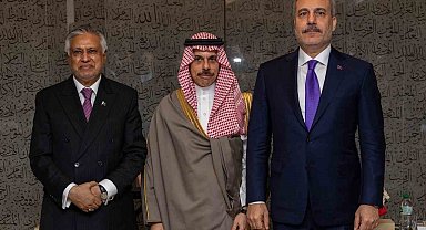 Bakan Fidan, Ortak Savunma için Mekke Anlaşması Dışişleri Bakanları Toplantısına katıldı